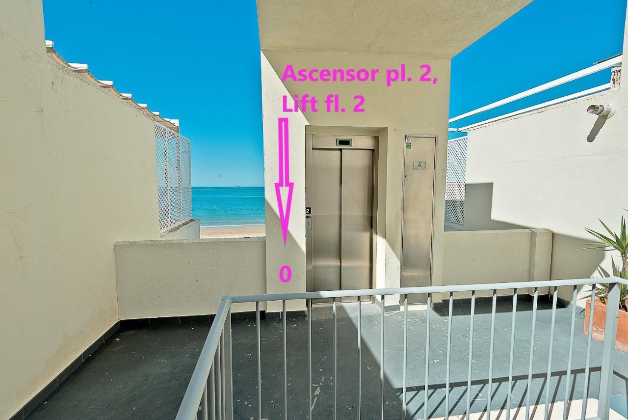On Beach Deluxe Apartment With Pools And Own Garden El Puerto de Santa María Eksteriør billede