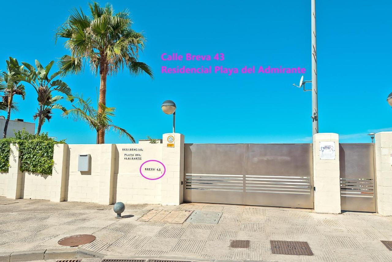 On Beach Deluxe Apartment With Pools And Own Garden El Puerto de Santa María Eksteriør billede