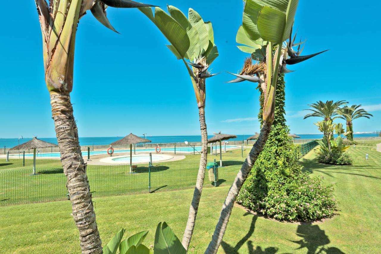 On Beach Deluxe Apartment With Pools And Own Garden El Puerto de Santa María Eksteriør billede
